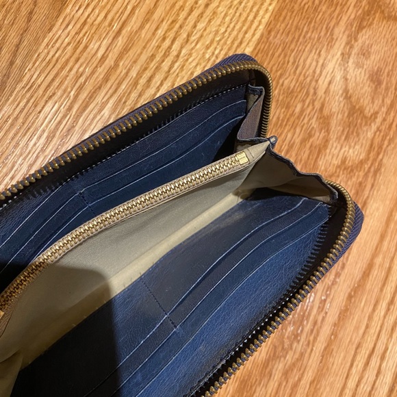 Chloe Wallet in Navy - Picture 9 of 12